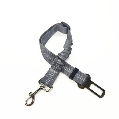 Adjustable travel harness for dogs with ergonomic design