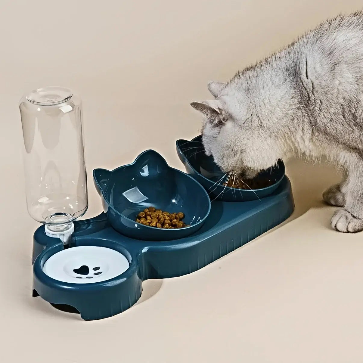 Durable and easy-to-clean 3-in-1 bowl set for cats of all sizes.