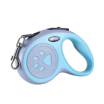 Durable retractable leash designed for dogs of all sizes