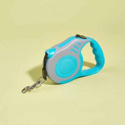 Stylish pet leash with ergonomic grip and quick lock feature