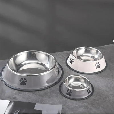 Rust-proof stainless steel pet bowl for clean, easy feeding and drinking.
